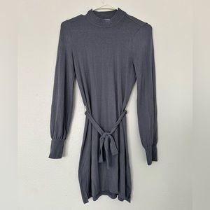 *MOVE OUT SALE* A&F puff sleeve sweater dress with belt size XS